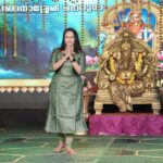 Shalu Menon Instagram - Njan pdipicha entte priya student Anil Anilkumarinte students intte arangettam nilavilakku koluthi inaugrate cheyyunnu… #danceclass#dancers -#arangetam#bharathnatyam#music #art #performer