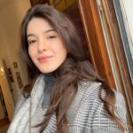 Shanaya Kapoor Instagram - touch the sky
