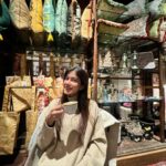 Shanaya Kapoor Instagram - one cappuccino please 🎀 ☕️