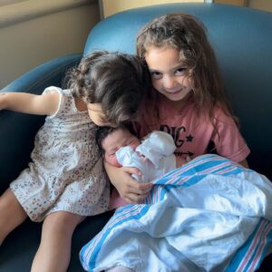 Shane Burgos Instagram - Girl Dad Level 3️⃣
.
God blessed us with another beautiful healthy baby girl! Welcome to the world Olivia Rae ❤️