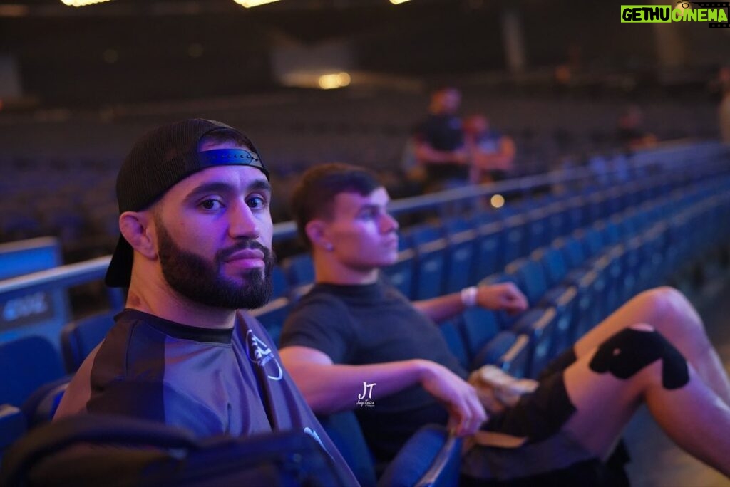 Shane Burgos Instagram - FIGHT NIGHT ! Tonight my brother @hurricaneshane_ & @infamousoneking electrify MSG and cash their ticket to the PFL finals Madison Square Garden