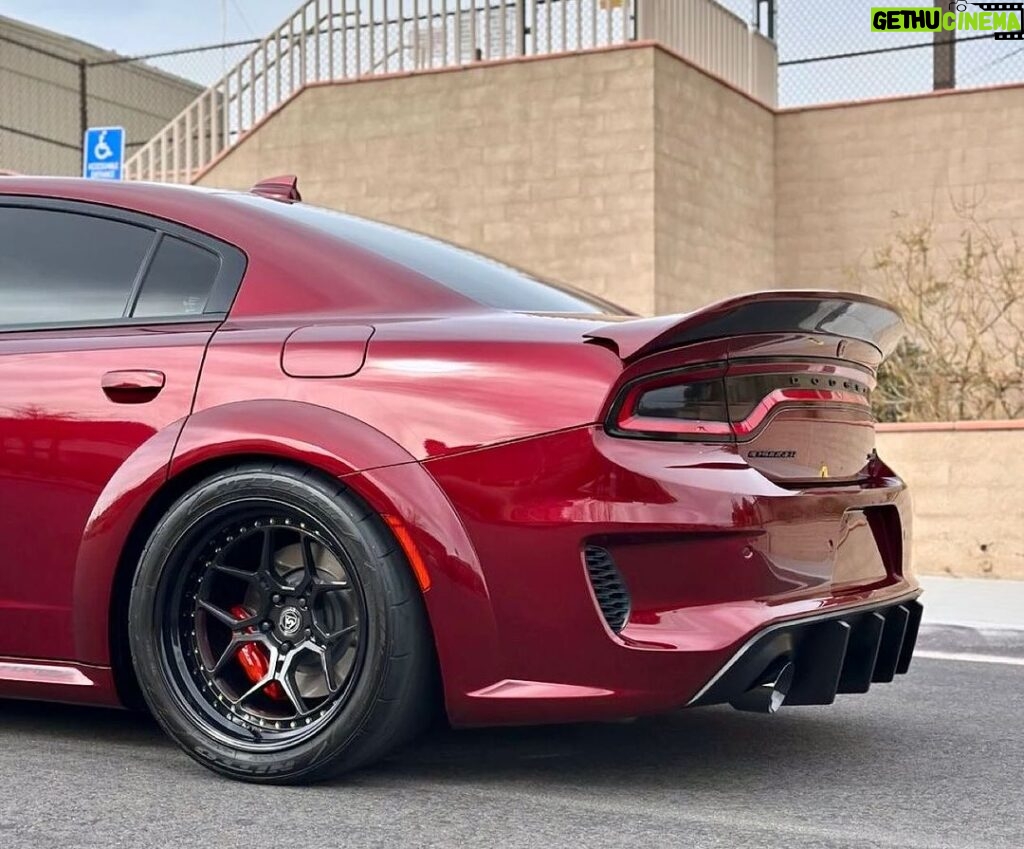 Shaquille O'Neal Instagram - 2.0 Make Over for for @shaq Hellcat Charger done by @forbes_performance featuring our New Redeye Carbon Spoiler. #forbesperformance added that sweet touch of the Painted Spoiler and took it to the #nextlevel 🎯😈 ———————————————— 🛒www.FamilyCustomsAF.com ———————————————— #carbonfiber #carbonfiberparts #carbon #custom #sign #nba #widebodycharger #widebodychallenger #dodgecharger #srtaddicts #basketball #shaq #engine #carparts #veterans #military #hemi #mopar #392hemi Family Customs