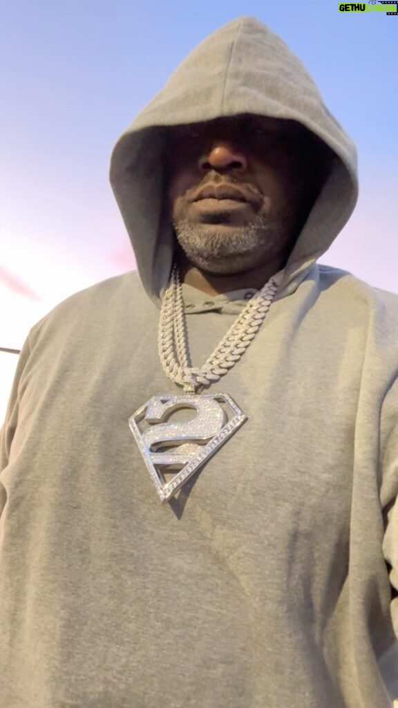 Shaquille O'Neal Instagram - the one and only SUPERMAN. “DONT COMPARE ME TO NOBODY, I rather not BE MENTIONED. I’M Offended”. quote from one of my favorite people JAY Z