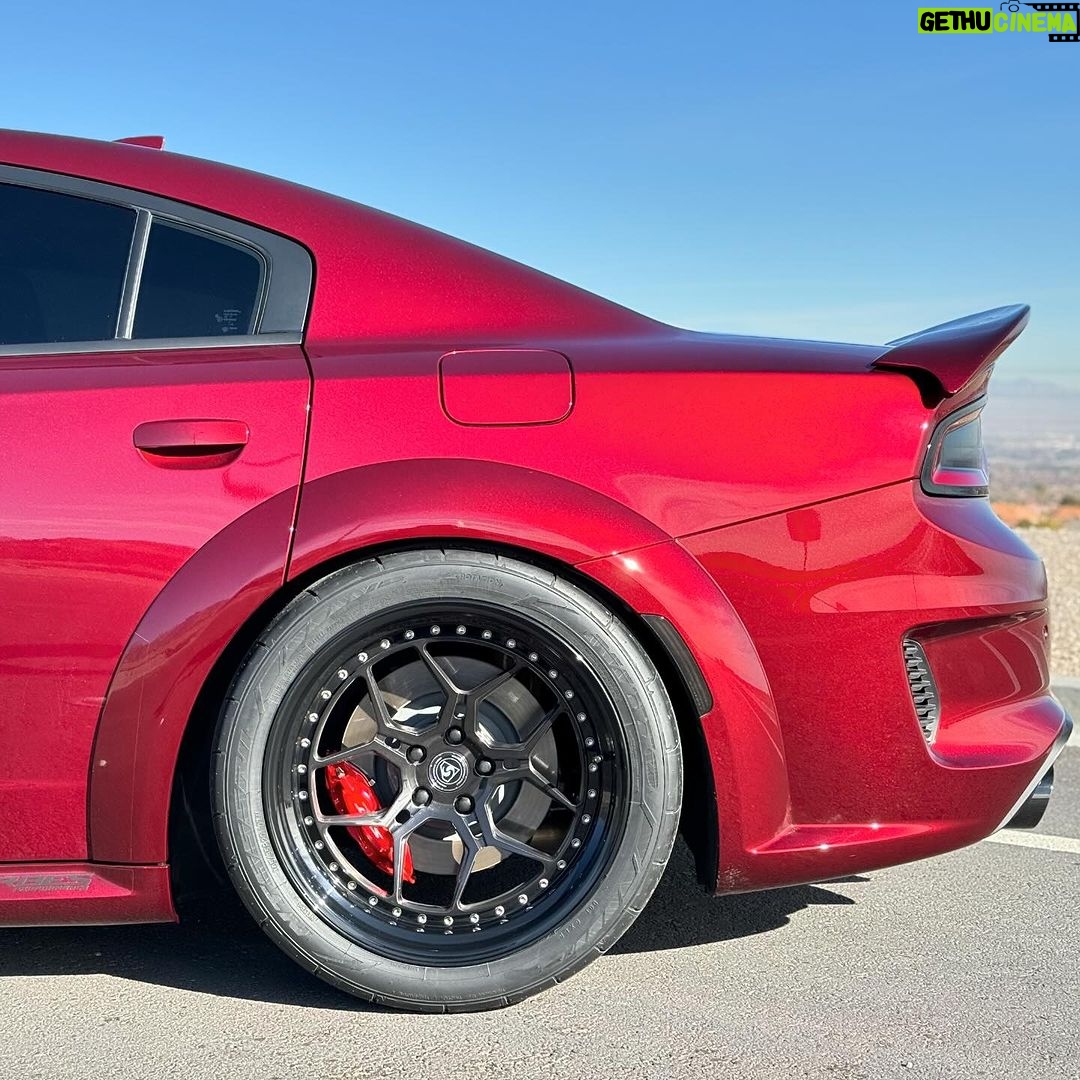 Shaquille O'Neal Instagram - Which one is your favorite? …. Just finished the 2.0 update on @shaq burgundy cat to make em Triplets 💎💎💎 @forbes_performance Las Vegas, Nevada