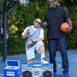 Shaquille O'Neal Instagram - Skee-Lo knows…when it comes to my @Pepsi I like to keep it nice and small. Link in my story for the full video 🔥 #PepsiPartner #IWish #PepsiMinis