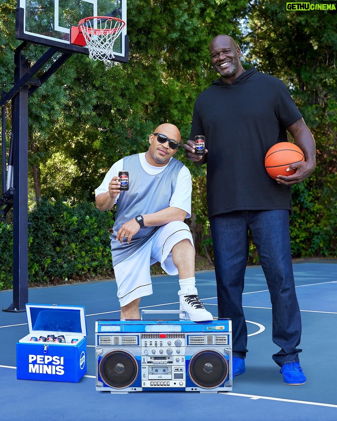 Shaquille O'Neal Instagram - Skee-Lo knows…when it comes to my @Pepsi I like to keep it nice and small. Link in my story for the full video 🔥 #PepsiPartner #IWish #PepsiMinis