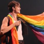 Shawn Mendes Instagram - 💙💚💛🧡❤️💜