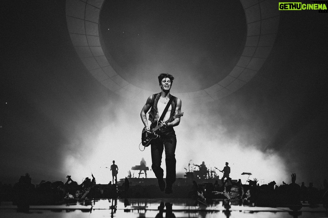 Shawn Mendes Instagram - Portland i was smiling so much i thought my cheeks were gunna pop. Thank you for having us Portland, Oregon