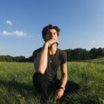 Shawn Mendes Instagram - Farm girl