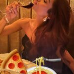 Shay Mitchell Instagram - 18 hrs in VEGAS