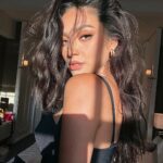 Shay Mitchell Instagram – 🍎