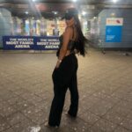 Shay Mitchell Instagram – Onda wave always