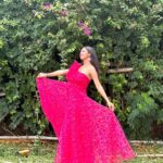 Sheetal Patra Instagram - फूल बगिया में महके हैं जैसे!🌸💗 Princess feels in this lovely attire by @pritamnayakofficial 🧚‍♀️ #pink #florals #love #prettypink #ootd #instagood #sheetalpatra