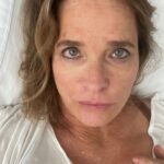 Sheila Kelley Instagram - It’s been six months. Sad today. #grief #mamie #missingmysister
