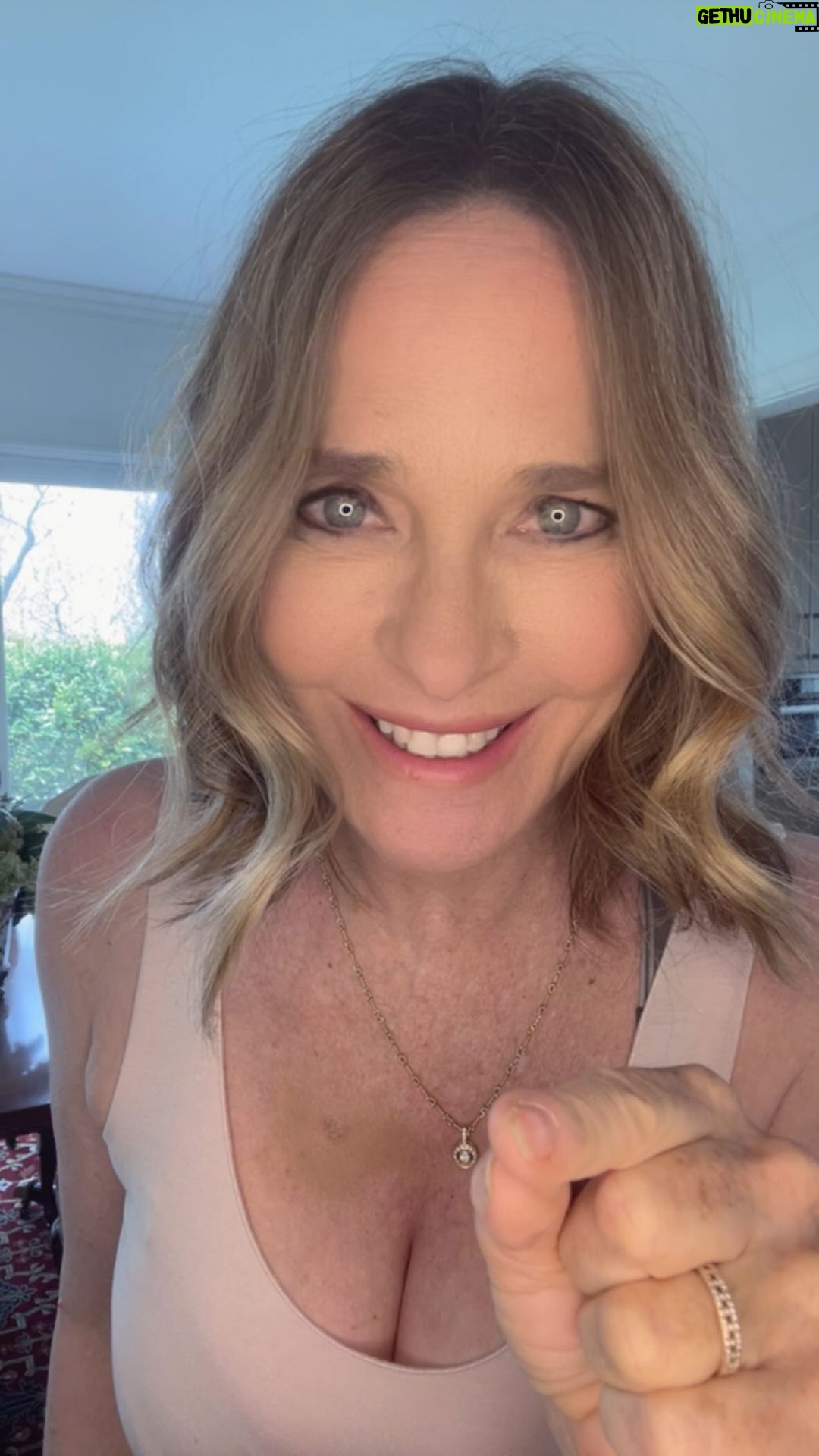 Sheila Kelley Instagram - I know, I know — I’m packing too early but that’s just the way this woman rolls. If I start packing now I will have zero anxiety on May 17 when I set sail across the sky heading to Vegas. I’ve got new er0tic creature gear that I cannot wait to try out this S Gathering! Oh and …let me show you. It’s not too late… my heart would sing if you come join me. There is not much I love more than dancing in massive ballrooms with a tribe of extraordinary women in the red warm glow of @s.factor.official lighting. See you there, loves! 💕