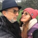 Sheila Kelley Instagram - This pic was taken two years ago two days after @therichardschiff got out of the hospital. #covidsucks #fbf to maybe one of the most grateful moments of my life. Epic love can happen. It’s not always easy. It’s constantly evolving, and it takes perseverance - but when you make it happen there is no greater depth of love 💕 How do you open yourself up to #epiclove? How do you move your body through the world to open up to the possibility? We will be exploring this in our upcoming #SFactor Retreat, #SGathering: the Pleasure Hunt. Come join me if you dare! The link is in my bio. #femininemovement #sfactor #embodiedmovement