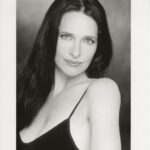 Sheila Kelley Instagram - This is a photo from 1992 and then a photo from 2021. I blame my movement practice, @s.factor.official, for keeping me lithe, flexible, and flowing. When you embrace your authentic nature, you grow into your age instead of reacting against it. Join me!