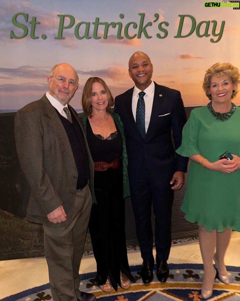 Sheila Kelley Instagram - Meeting one’s heroes can be a mind altering experience. Take this past weekend… It was a magical tumble down into the wonderland of Washington DC where Saint Paddy’s Day met the luck of the Irish.🍀 Richard and I were invited to The White House to celebrate. On Thursday night, we attended an event at the Irish Embassy where we had the honor of meeting the Irish Ambassador and the Irish Taoiseach, @leovaradkar. Friday was at the East Wing, ending with a beautiful concert by @niallhoran. A reception followed and then an otherworldly performance at the Kennedy Center with Irish artists, dancers, poets, and singers. The moments of meeting my heroes happened twice. First with @speakerpelosi, a woman who has made such a powerful mark on the world. A woman of integrity strength and resilience in the face of utter insanity. To be in her presence was awe striking. I had no words! The words simply left my tongue. And I stood in front of her like a happy puppy with a smile on my face, tongue hanging out, until I faintly squeezed out, “You are phenomenal!” The second meeting of heroes moment was backstage at the Kennedy Center. When I realized that the person that had just been singing the James Vincent McMorrow version of the song Higher Love, was indeed actually @jamesvmcmorrow… Again, no words came. He said ,“Hello I’m James” and I said “yea…Vincent McMorrow” - like an idiot I finished his full name for him. And then finally breaking the awkward moment was my husband who came over and said “She’s a big fan.” I did finally speak to both of them and the rest of the evening with Nancy and James was terrific. In this strange time of history, with so much antagonism and chaos and cacophony of attention, it was such a beautiful experience to be grounded by these people who exemplify the genius and the humanity of what it means to be alive in these bodies at this time.