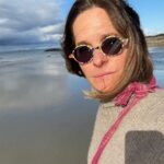 Sheila Kelley Instagram - Love me some pacific ocean time… Where are you as this summer comes to an end? I’ll be on the free Q&A about @s.factor.official’s Strip & Rise online course this Tuesday 9am PST… join me? Sign up for free at the link in my bio!