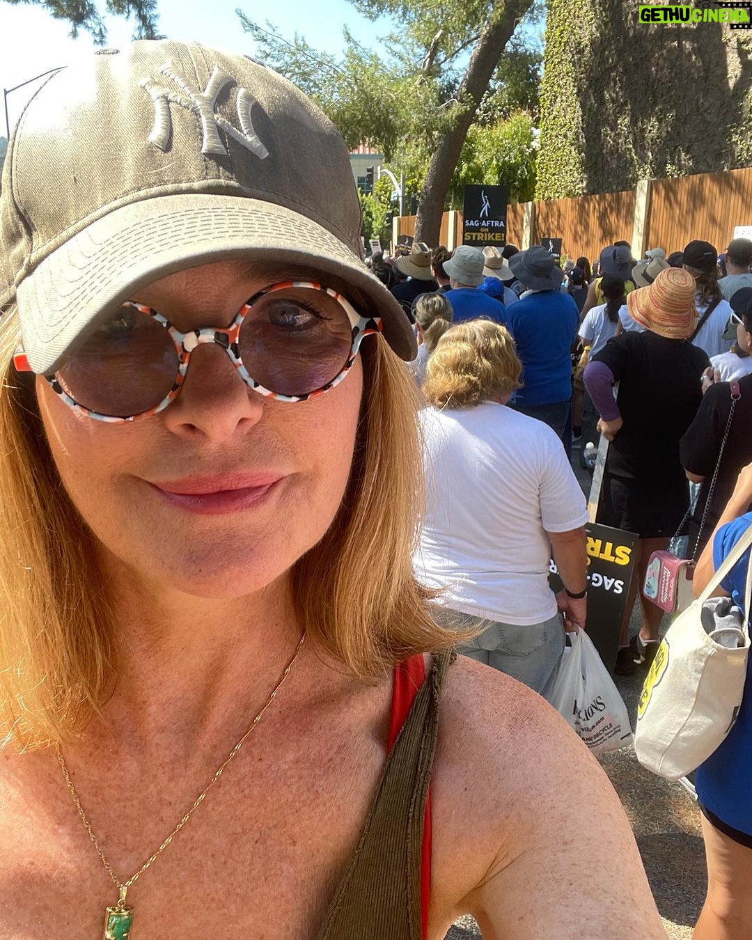 Sheila Kelley Instagram - I teach feminine embodiment at @s.factor.official and I’m an actor. In one part of my life, I’m flying high, dancing, moving unapologetically free. In the other part… We are still at it. #sagaftrastrong