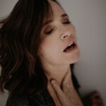Sheila Kelley Instagram - Inhale. Hold it. Sigh. Release. Holidays are awesome but don’t forget to breathe. #holidays #health #feminineenergy