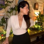 Shibani Bedi Instagram – Attended the @cocacola_india Christmas parrrty dressed like a basic ornament
Thank you for having me @cosmoindia @fetch_india
.
.
#christmas #xmas #cocacola #shibanibedi Soho House