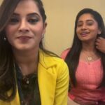 Shilpa Thakre Instagram – महाएपिसोड .. नवी जन्मेन मी .. 
आज रात्री ८ वाजता , फक्त आपल्या @sunmarathi  एक वाहिनीवर 🌸🌸