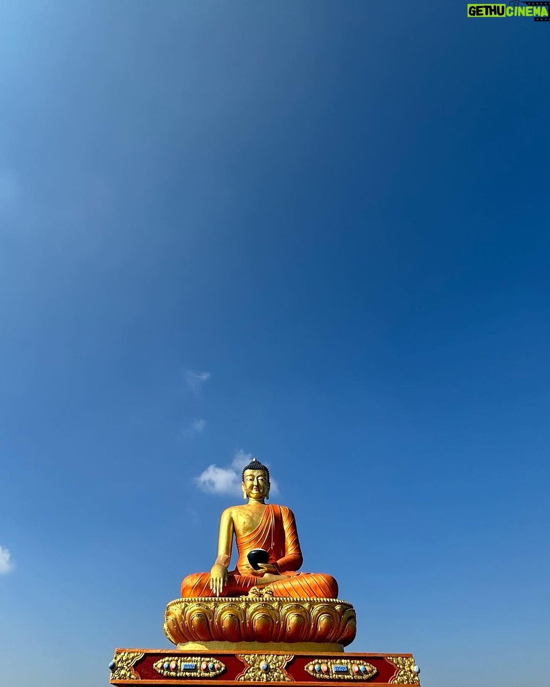 Shilpa Thakre Instagram - ππ£ππ‘π€π’π β¦.. π The unalome is a symbol for the journey to enlightenment. I personally love this symbol, as it reminds us that the path isnβt always straight, perfect, or even in the βrightβ direction. Our paths to awakening are filled with missteps, lessons to learn, and suffering β¨β€οΈβ¨. @beeneeraj @nikonindiaofficial #shilpathakre #expressionqueen #mountains #pahad #gratitude #travel #traveling #travelgram #nature #naturephotography #naturelovers #cafΓ© #explore #exploremore #solo #devbhoomi #dalai #dalaihills #dream #dreamcatcher Dalai Hill