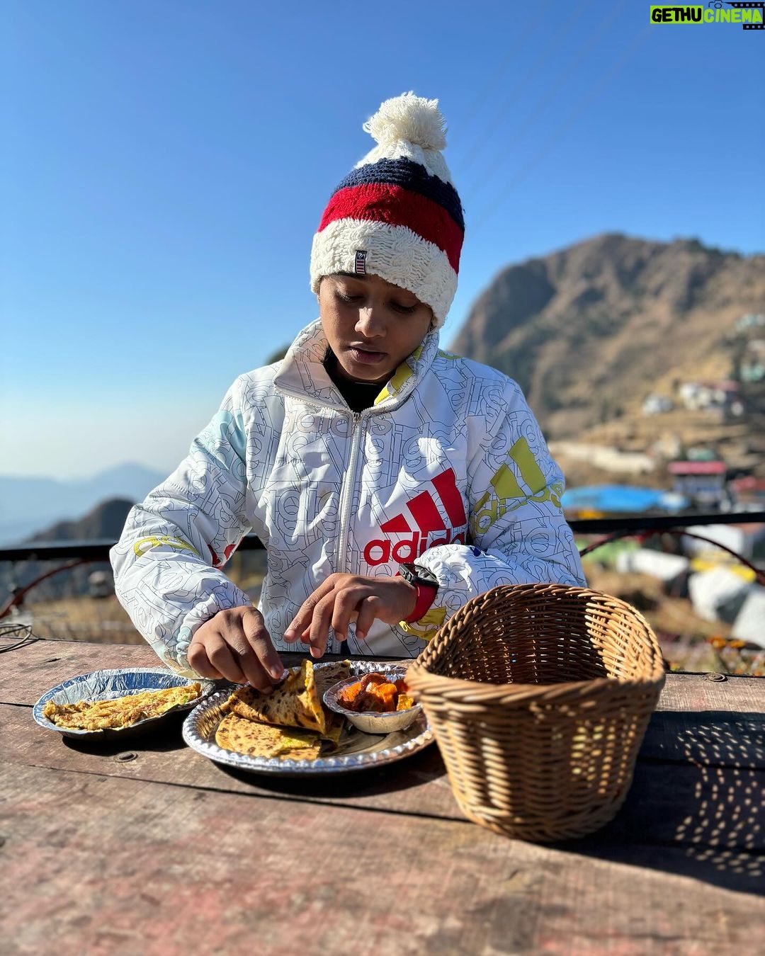 Shilpa Thakre Instagram - यत् भावो - तत् भवति You become what you believe ✨❤️ @nikonindiaofficial @beeneeraj #shilpathakre #expressionqueen #travel #travelphotography #uttarakhand #devbhoomi #solo #solotravel #love #gratitude #travelgram #insta #instagood #instagram #instamood #ootd #picoftheday Dhanolti Uttarakhand Eco Park