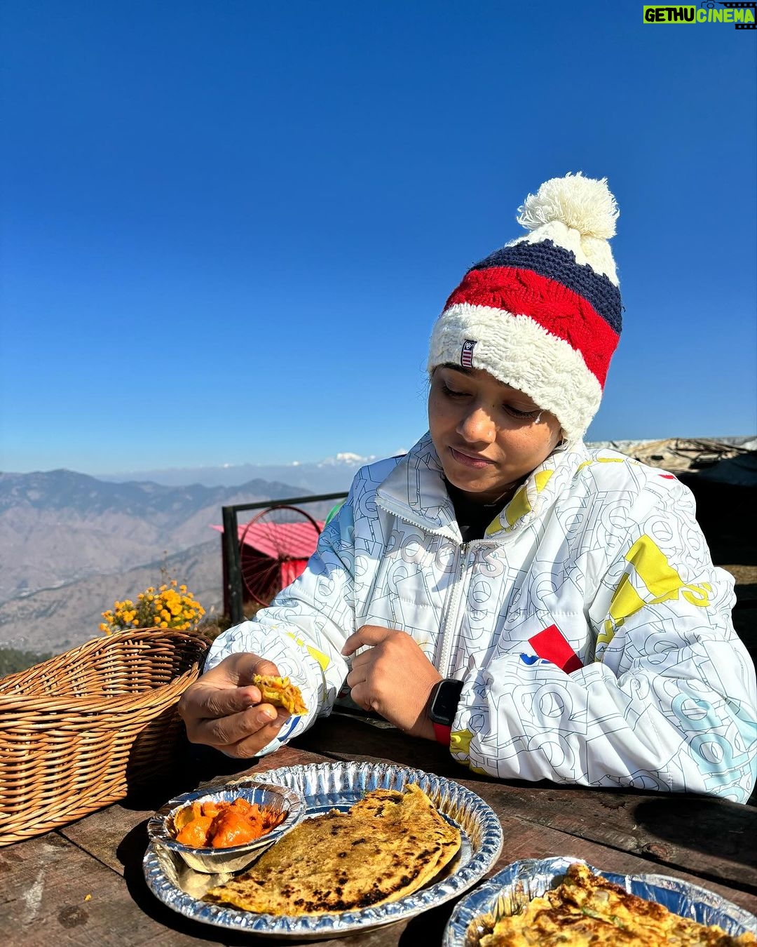 Shilpa Thakre Instagram - यत् भावो - तत् भवति You become what you believe ✨❤️ @nikonindiaofficial @beeneeraj #shilpathakre #expressionqueen #travel #travelphotography #uttarakhand #devbhoomi #solo #solotravel #love #gratitude #travelgram #insta #instagood #instagram #instamood #ootd #picoftheday Dhanolti Uttarakhand Eco Park