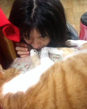 Shim Dal-gi Instagram - 나는 호소하는. 그의 그루밍을 원한다. 그는 갖다 희귀한 그루밍.