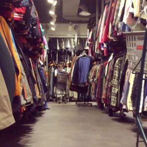 Shim Dal-gi Instagram - 🛒🏃🏻‍♀️