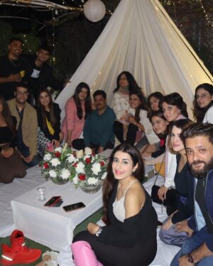 Shiny Dixit Instagram - GRATEFUL TO EVERYONE FOR MAKING IT SO SPECIAL FOR ME , I LOVE YOU ALL ❤️❤️🥳
5/12/2023
decor @wwhitesteeddecor
@plan_ur_shoots thanks a lot for creating memories for us 🙏🏻🥳
.
.
.
.
.
.
.
.
.
.
.
.
.
.
.
.
.
.
.
.
.
.
GURUJI i love you ❤️❤️