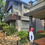 Shiny Doshi Instagram - "Lost in the serenity of Arova Woods, nestled among the Lonavala mountains. A tranquil escape with breathtaking views, delectable cuisine, and unmatched hospitality. A must-visit haven for nature and relaxation enthusiasts. 🌲🏞️ #ArovaWoods #LonavalaEscape" @arovawoods.zincjourney @zincjourney.bythefern