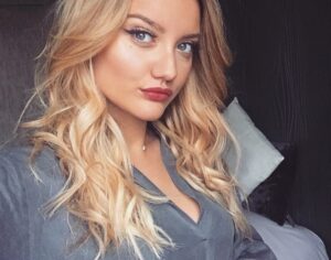 Shirley Lamy Instagram - 💋