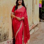 Shiva Jyothi Instagram - When god gives you a new beginning, don't repeat the old mistakes. ❤️ Saree & blouse @anvitha_collections ❤️ #newpost #jyothakka #shivajyothi #instagram #instagood #saree #sareelove #festival