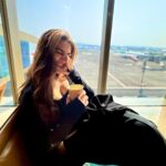 Shivaleeka Oberoi Instagram - Flying out of 2023 like..👻 Catching flights & feelings! 😛🖤