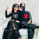 Shivani Sangita Instagram - When Sai Sivani met coincidentally in Black 🖤🍫❤️ Best wishes @sailendra.samantaray @raja_d_indi_filmmkr and entire team for this nostalgic journey. Dasama soon at your nearest theatres 🎭