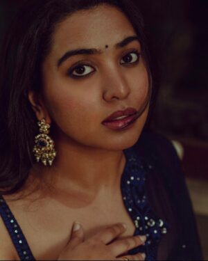 Shivathmika Rajashekar Instagram - ✨

#SuKeeBhava Sangeeth night 🤍

Styled by @officialanahita
Outfit: @byshahmeenhusain
Jewellery: @adornablesbysonalimehra
Style team: @pranathivarma.k
Photography: @weareretrospection