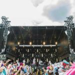 Shonan no Kaze Instagram - 湘南乃風5年ぶりの京都大作戦出演決定！！ 『京都大作戦2022〜今年こそ全フェス開祭!〜』 【日時】2022年7月2日(土)、7月3日(日)、7月9日(土)、7月10日(日) ※湘南乃風の出演は7月10日(日) ※雨天決行 / 荒天中止 【時間】全日 開場 9:30 / 開演 11:00 【会場】京都府立山城総合運動公園　太陽が丘特設野外ステージ 【チケット料金】 1日券：￥8,778 前2日券：￥17,556 後2日券：￥17,556 (税込・全自由［整理番号なし］) ※オリジナルラベル除菌スプレー付き ※小学生以上チケット必要 ※未就学児入場無料 ※小学生以下の入場は保護者同伴のみ入場可能 ※出演アーティストは都合によりキャンセル・変更となる場合があります。 　その際チケット代金の払い戻しは行いません。予めご了承ください。 ※チケット購入後のキャンセル・変更は一切出来ません。 【お問い合わせ】 サウンドクリエーター TEL:06-6357-4400 (月〜金 12:00〜15:00※祝日を除く) https://www.sound-c.co.jp/contact/ 京都大作戦チケットセンター（平日のみ） https://ticket-every.jp/kyotodai/contact/ ▼『京都大作戦2022〜今年こそ全フェス開祭!〜』オフィシャルHP https://kyoto-daisakusen.kyoto/22/ #湘南乃風 #Roadto20周年 #第2弾 #live #夏フェス #夏伝説 京都府立山城総合運動公園 - 太陽が丘