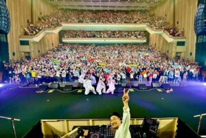 Shonan no Kaze Instagram - 2023.4.1
Tour start!
Thank you OSAKA!!

Road to 2023.8.12 YOKOHAMA STADIUM 

@redrice134 
@waka__danna 
@shockeye_official 
@voicemagicianjp 
@bksound