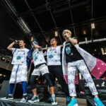 Shonan no Kaze Instagram - 湘南乃風5年ぶりの京都大作戦出演決定！！ 『京都大作戦2022〜今年こそ全フェス開祭!〜』 【日時】2022年7月2日(土)、7月3日(日)、7月9日(土)、7月10日(日) ※湘南乃風の出演は7月10日(日) ※雨天決行 / 荒天中止 【時間】全日 開場 9:30 / 開演 11:00 【会場】京都府立山城総合運動公園　太陽が丘特設野外ステージ 【チケット料金】 1日券：￥8,778 前2日券：￥17,556 後2日券：￥17,556 (税込・全自由［整理番号なし］) ※オリジナルラベル除菌スプレー付き ※小学生以上チケット必要 ※未就学児入場無料 ※小学生以下の入場は保護者同伴のみ入場可能 ※出演アーティストは都合によりキャンセル・変更となる場合があります。 　その際チケット代金の払い戻しは行いません。予めご了承ください。 ※チケット購入後のキャンセル・変更は一切出来ません。 【お問い合わせ】 サウンドクリエーター TEL:06-6357-4400 (月〜金 12:00〜15:00※祝日を除く) https://www.sound-c.co.jp/contact/ 京都大作戦チケットセンター（平日のみ） https://ticket-every.jp/kyotodai/contact/ ▼『京都大作戦2022〜今年こそ全フェス開祭!〜』オフィシャルHP https://kyoto-daisakusen.kyoto/22/ #湘南乃風 #Roadto20周年 #第2弾 #live #夏フェス #夏伝説 京都府立山城総合運動公園 - 太陽が丘