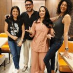 Shraddha Musale Instagram - CID gang! So much comfort, warmth, trust, honest confessions 😉, and a laughter ride. Could feel the evolution with time. Love you @iamrealanshasayed @janvicg @hrishikesh.11 missed the other members #cid #friendsforlife #tvshow #reunion #actors #sonytv