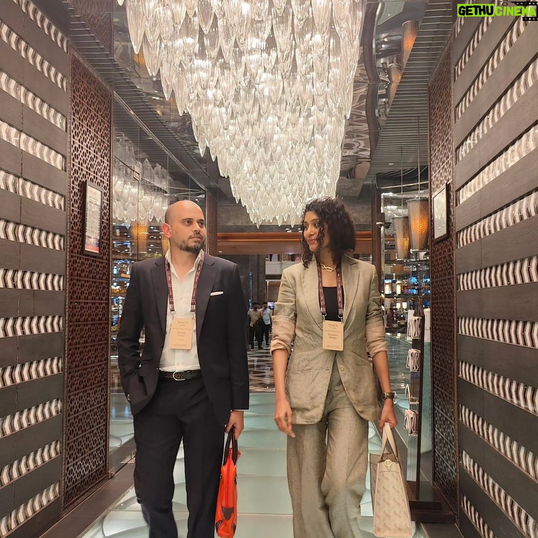 Shraddha Musale Instagram - Getting to live a different and interesting life. Thanks to @futuretayari Great event put up by @inc42.media Meeting the OGs of the startup world @vssx @drriteshmalik and many more #startups