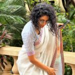 Shraddha Musale Instagram - I think these days, I am just looking for opportunities to wear sarees. It's truly a wonderful feeling 😻 #sareelove #cottonsaree #linensarees #greysaree #indianwear