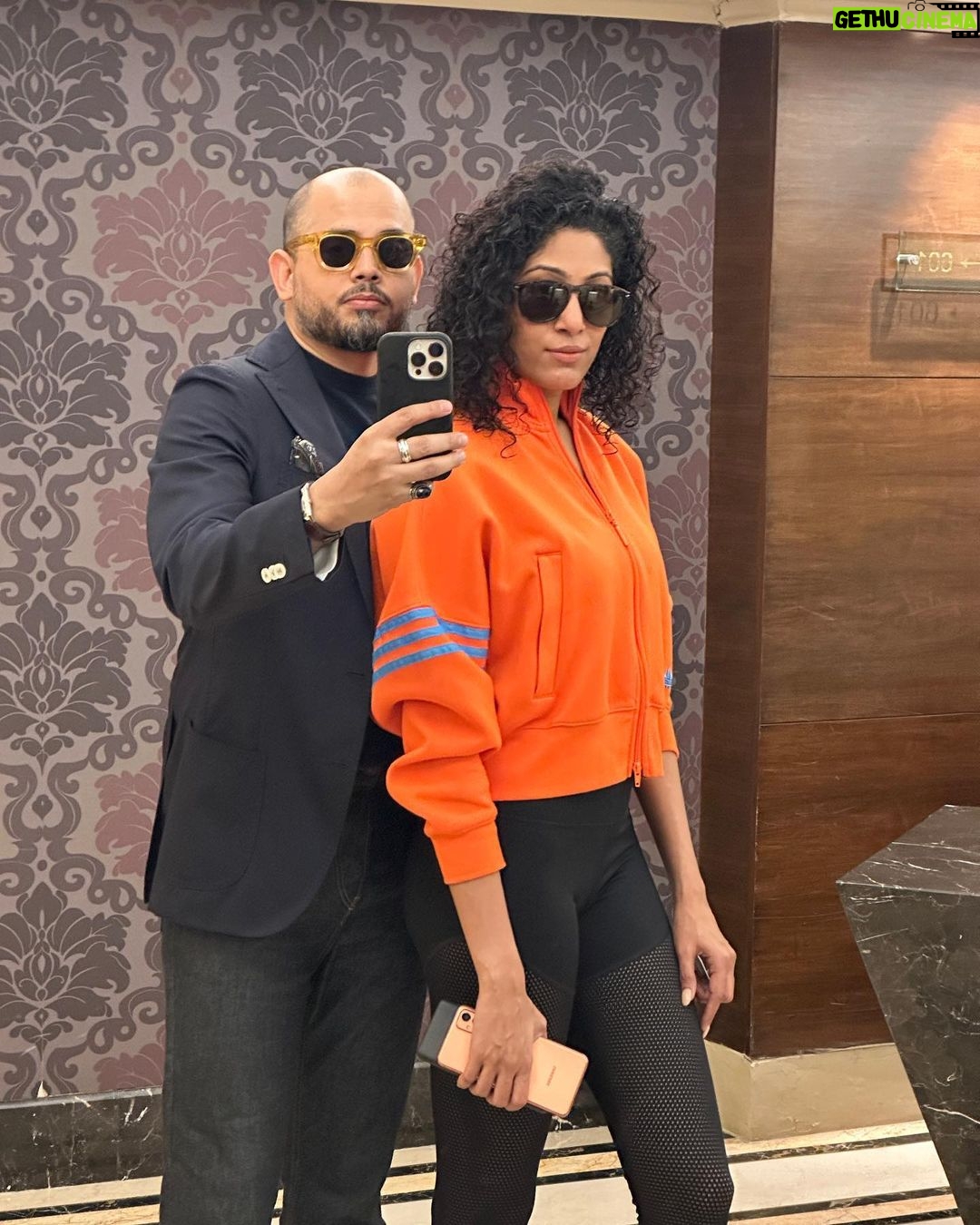 Shraddha Musale Instagram - Arrived at this after 10 years. It is called comfort. #couples #gents #shraddhamusale #ladies #beauties