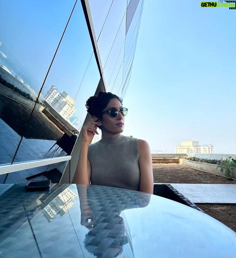 Shraddha Musale Instagram - Hard hai bhai #funmood #weekendvibes #birthdayvibes