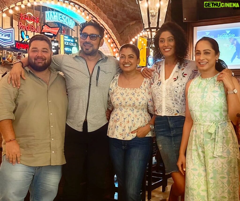 Shraddha Musale Instagram - Ek aisa reunion jiska excitement hame jitna hota hai, utna hee Cid fans ko hota hai. But yes, this group where you can just be yourself, so comfortable...and anyways they know you in and out coz of years of togetherness. #cid #cidreunion #cidreunion2023 #sonytv #sonytvofficial #sabtv @ajay.nagrath @janvicg @iamrealanshasayed @hrishikesh.11