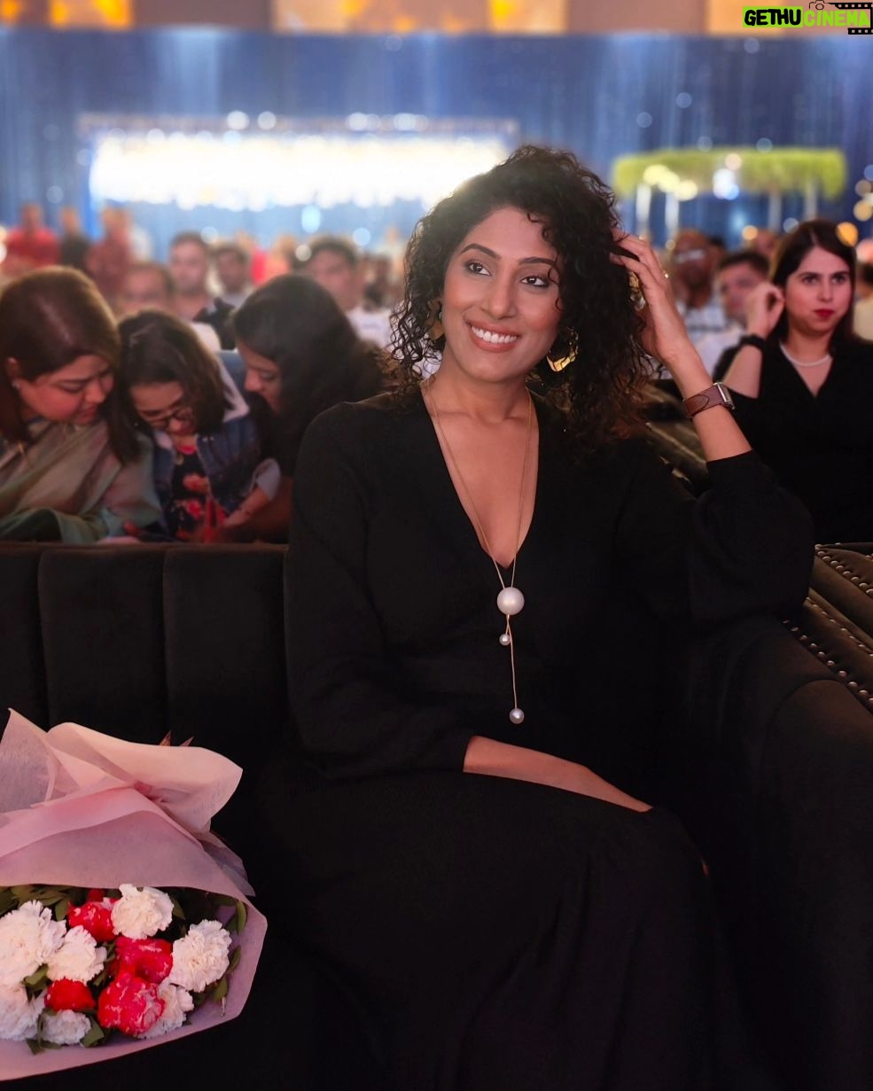 Shraddha Musale Instagram - Judging for @grandhyattmumbai 's annual event. So good to see all the departments in a different light. Sales, housekeeping, culinary.... the engineering department won my heart❤️ #dancecompetition #camaraderie #fun @soniapaul6