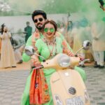 Shrenu Parikh Instagram - The start of a new chapter , sealed with Haldi 💛 💚 Love, laughter and family 🥰 #LoveAtFirstTake . Outfits of me and Akshay specially curated with love by @reenachopra Styled by @reenachopra Jewellery @sonisapphire Jewellery Styled by @nehaadhvikmahajan Bangles by : @rajputi_chuda_store Photography by @oragraphy Decor @the.creative.window . Make -up by @the_beautytown . Hair by @shinejanarthanan @mmtimemachine Event managed by @thetuliptouch Catering by @barodacaterers